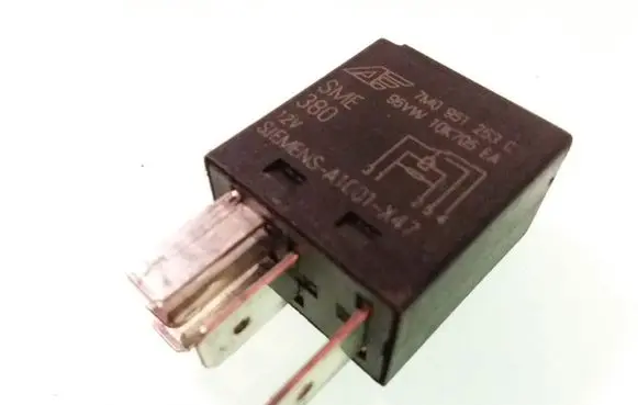 Ford Galaxy Other relay 7M0951253C