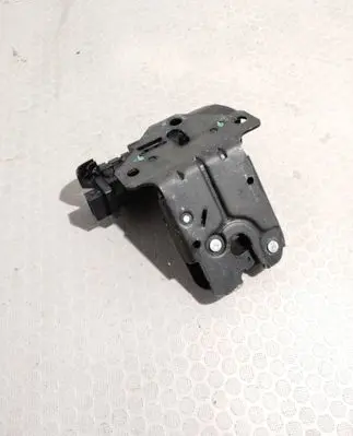 Audi A3 S3 8P Tailgate/trunk/boot lock/catch/latch 8P4827505B