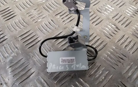 Toyota Prius (XW50) Aerial antenna amplifier 8630047160