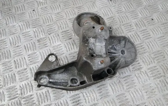 Audi A6 S6 C6 4F Engine mount bracket
