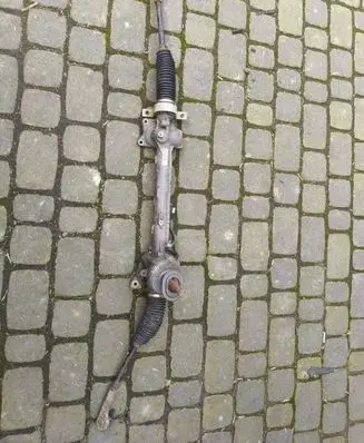 Volkswagen Golf Plus Steering rack 1k1423051bl