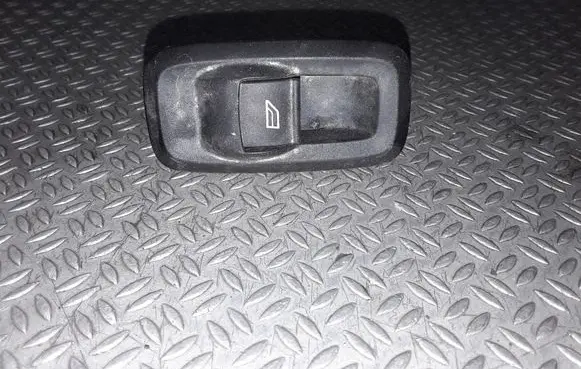Ford Fiesta Electric window control switch 8A6T14529AB