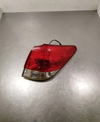 Subaru Outback Rear/tail lights 22020067