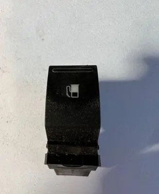 Volkswagen Touran I Fuel tank opening switch 1T0959833A
