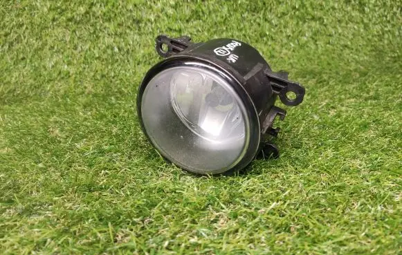 Ford Focus Front fog light 2N1115201AB