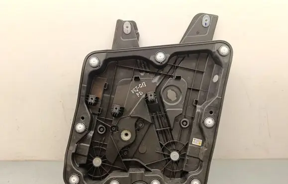 Skoda Enyaq iV Front window lifting mechanism without motor 5LA837656A