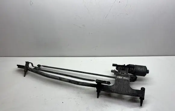 Ford Focus C-MAX Front wiper linkage and motor 0390241724