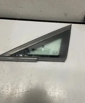 Seat Ibiza IV (6J,6P) Front triangle window/glass 43R001564 DOT59M53ZAS2