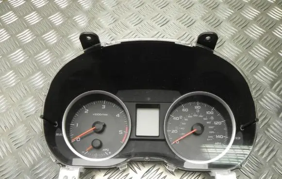 Speedometer (instrument cluster)