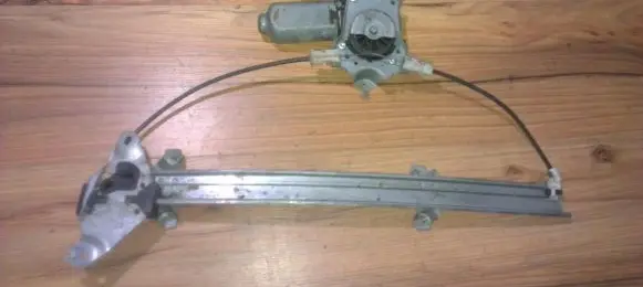 Nissan Primera Sliding door window regulator with motor 112440