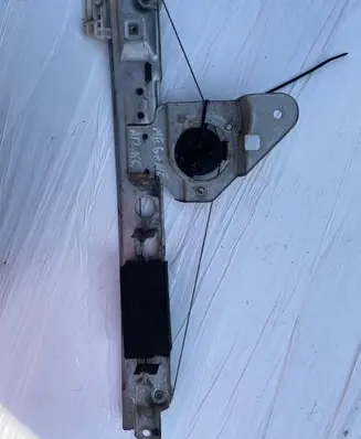 Renault Megane II Rear window lifting mechanism without motor 190011782