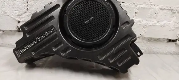 Jeep Grand Cherokee Subwoofer speaker 2750000601B