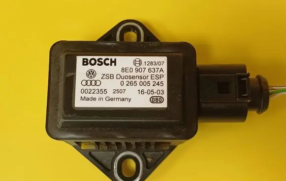 Audi A4 S4 B6 8E 8H ESP acceleration yaw rate sensor 8E0907637A 0265005245