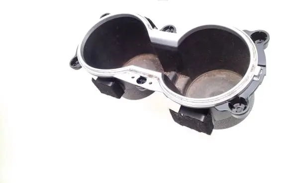 Cup holder front