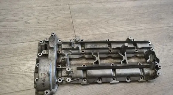 Mercedes-Benz S W222 Rocker cam cover A6420101930