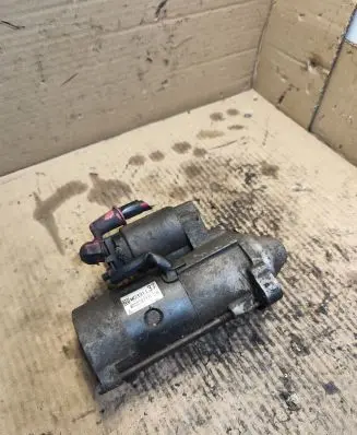 Mitsubishi Galant Starter motor M002T87371 MD331137