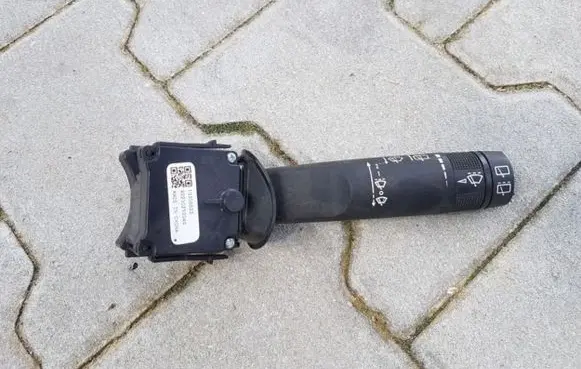 Opel Insignia A Wiper control stalk 13305522