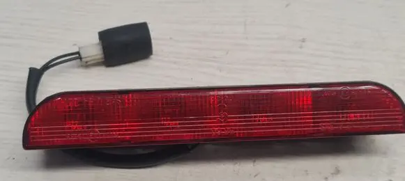Mitsubishi Space Star Third/center stoplight 0996400 E351030 SAEU94DOT