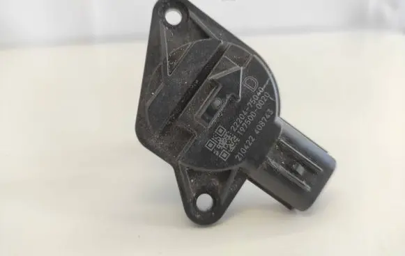 Toyota RAV 4 (XA50) Mass air flow meter 2220475040 1975000020 210422408743