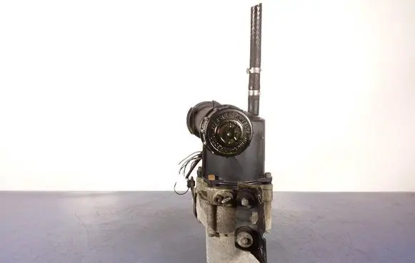 Peugeot 307 Power steering pump 9648744580