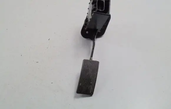 Jaguar S-Type Accelerator pedal position sensor XR839F836AB