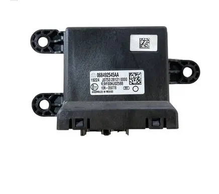 Chrysler Pacifica Gateway control module 068492545AA 68492545AA F00HJ02588