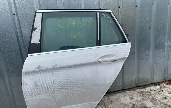 BMW 5 G30 G31 G38 Rear door 7336995