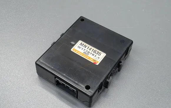 Peugeot 4007 Parking PDC control unit/module MN141635 8820 W1T76781