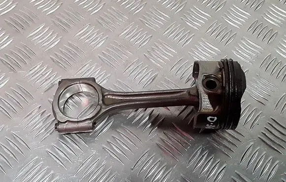 Opel Crossland X Piston with connecting rod 9807260380