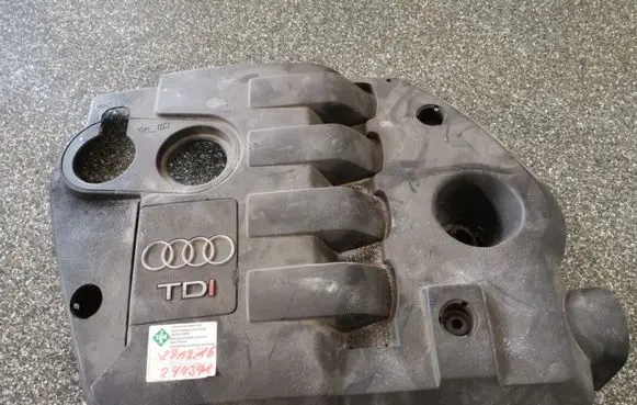 Audi A4 S4 B6 8E 8H Engine cover (trim)