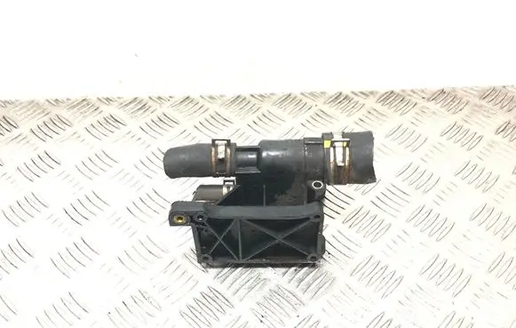 Mazda 6 Thermostat/thermostat housing LF941517Z