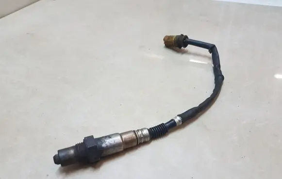 Mercedes-Benz C W203 Lambda probe sensor 0258006183