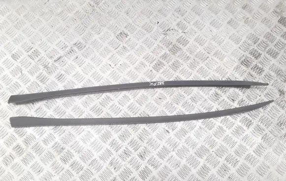 Windshield trim