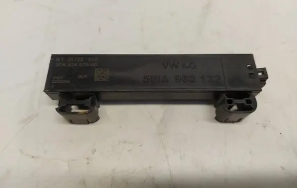 Ford Transit - Tourneo Connect Aerial GPS antenna 5WA962132-JLK01