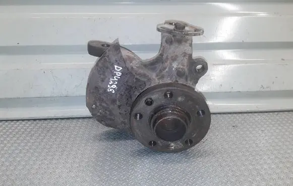 Volkswagen Transporter - Caravelle T4 Front wheel hub spindle knuckle 