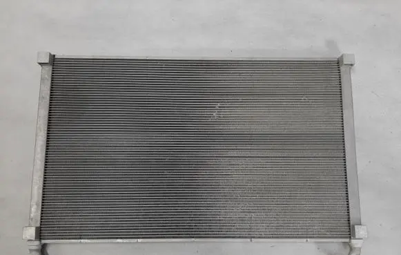 Coolant radiator