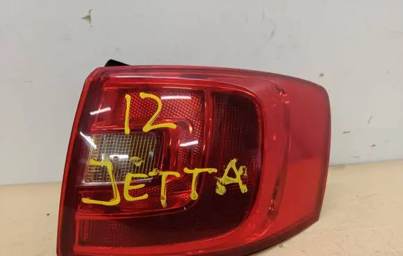 Volkswagen Jetta VI Rear/tail lights set 