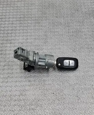 Renault Clio III Ignition lock 8200214168