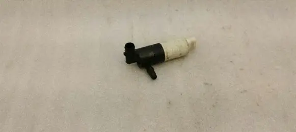 Land Rover Range Rover Sport L320 Windscreen/windshield washer pump DMC500020
