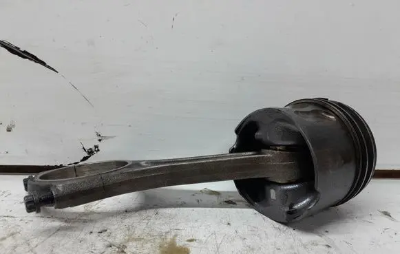 Citroen C5 Piston with connecting rod H268X