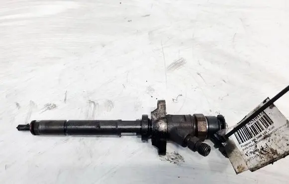 Peugeot 308 Fuel injector 0445110311