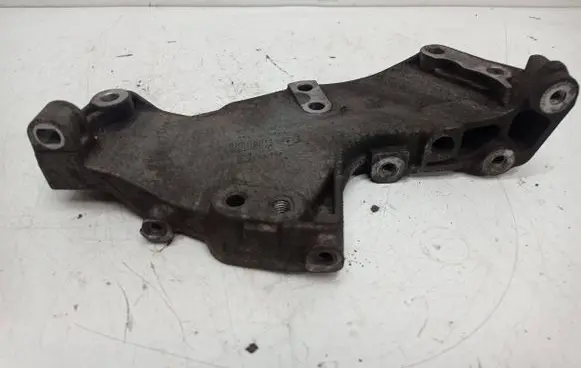 Generator/alternator bracket