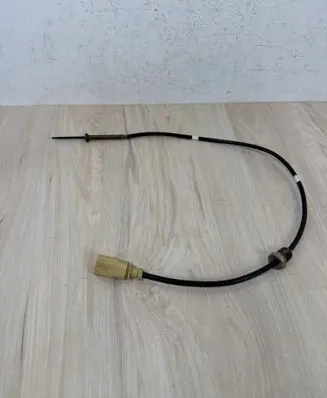 Volkswagen Golf VIII Exhaust gas temperature sensor 05L906088AL