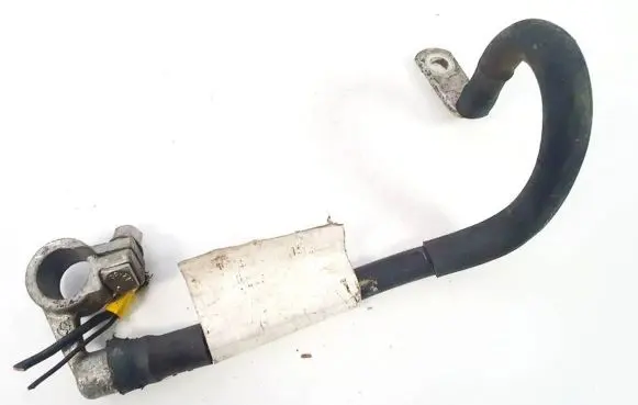 Volkswagen Golf V Positive cable (battery)
