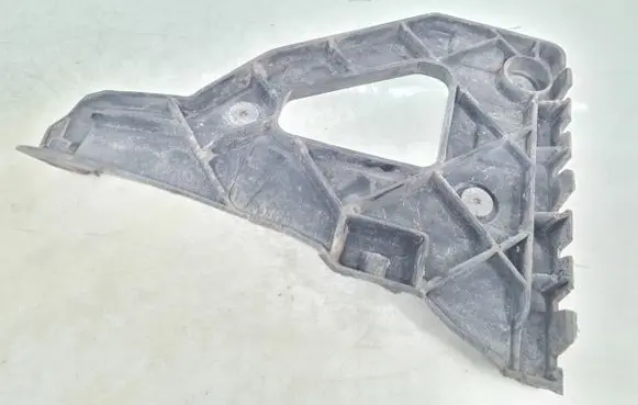 Audi A6 S6 C6 4F Front bumper mounting bracket 4F0807227