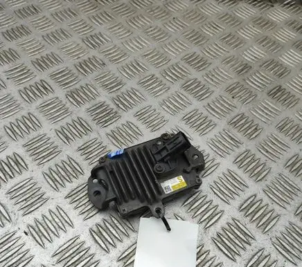 Toyota RAV 4 (XA50) Distronic sensor radar 8821033120 2301008013
