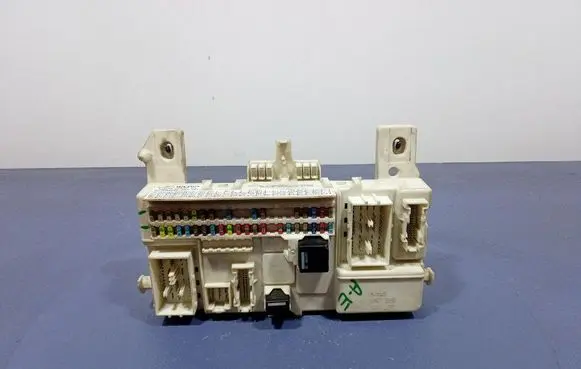 Volvo V50 Fuse box set 31254749