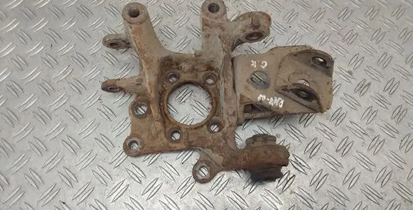 Toyota RAV 4 (XA30) Rear wheel hub