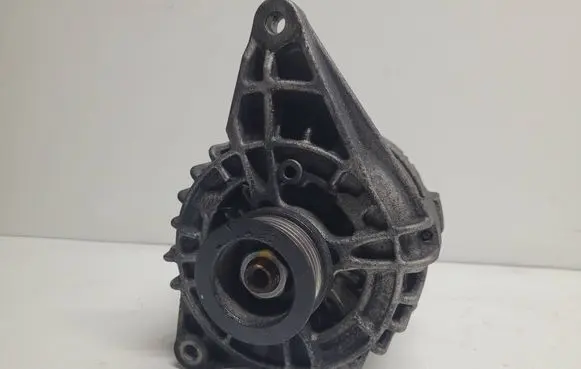 Mercedes-Benz B W246 W242 Generator/alternator 