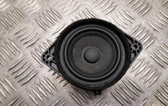 Hyundai Kona II Front door high frequency speaker 96350R0300
